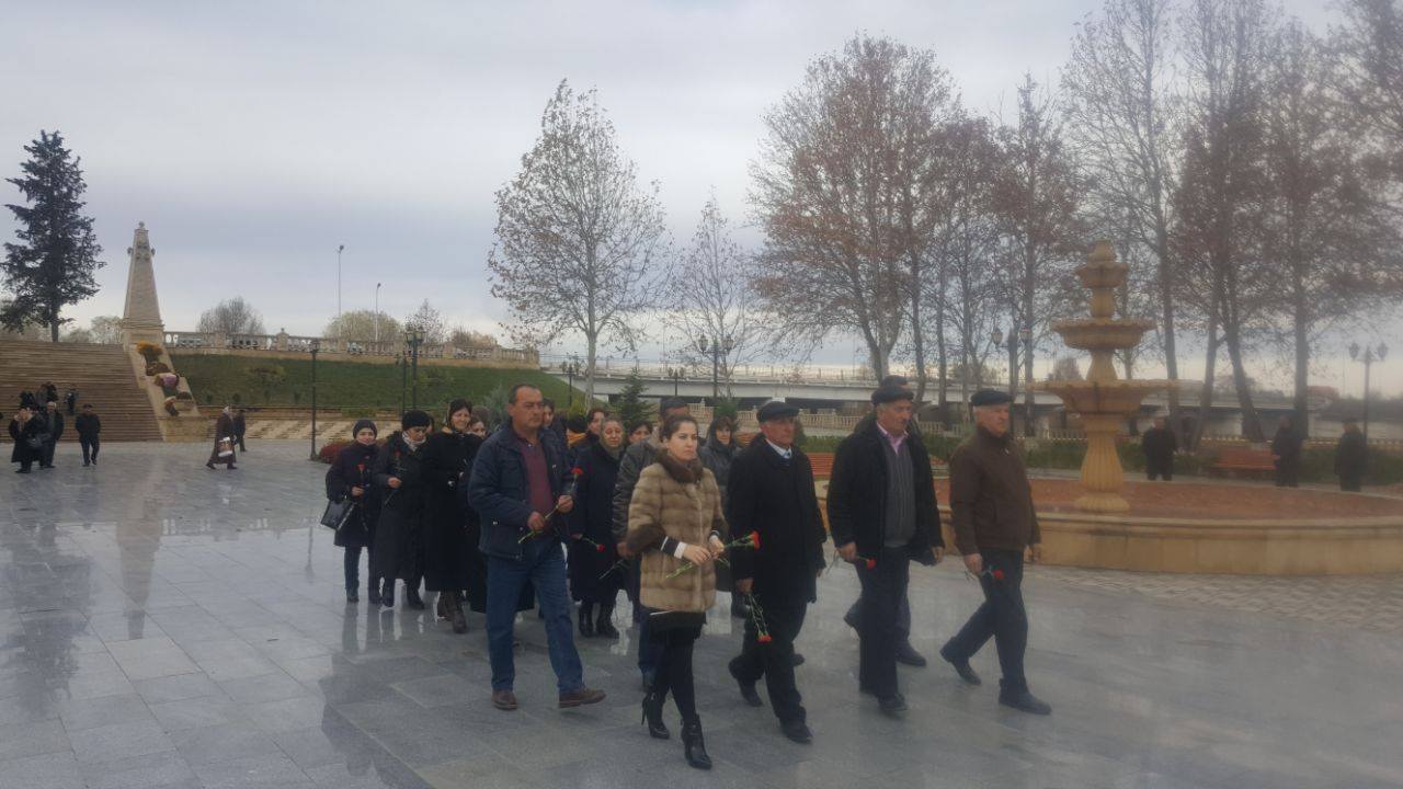 Ulu öndər Heydər Əliyevin anım günü ilə əlaqədar Qazax rayonunda keçirilən tədbirdə “Avey” Dövlət Tarix- Mədəniyyət qoruğunun kollektivi də iştirak etdi Ulu öndər Heydər Əliyevin anım günü ilə əlaqədar Qazax rayonunda keçirilən tədbirdə “Avey” Dövlət Tarix- Mədəniyyət qoruğunun kollektivi də iştirak etdi