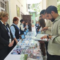 Bakı Dövlət Universitetinin Qazax filialının tələbələrinə maarifləndirici tədris məqsədilə “Avey” Dövlət Tarix-Mədəniyyət qoruğunun inzibati binasında qoruq ərazisində olan abidələr və ərazidən tapılan eksponatlardan ibarət sərgi təşkil edilmişdir