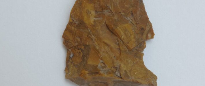Orta paleolit dövrü – Middle Paleolithic / Adı: Kəsici alət – Name: Cutting Tool Orta paleolit dövrü – Middle Paleolithic / Adı: Kəsici alət – Name: Cutting Tool
