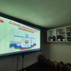 “Avey” Dövlət Tarix-Mədəniyyət qoruğunun inzibati binasında 12 noyabr – Azərbaycan Respublikasının Konstitusiya Günü münasibətilə dəyirmi masa təşkil edilmişdir