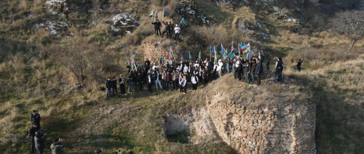 2025-ci ilin “Konstitusiya və Suverenlik İli” elan edilməsi ilə əlaqədar 27 noyabr 2025-ci il tarixində Qazax Rayon İcra Hakimiyyəti və “Avey” Dövlət Tarix-Mədəniyyət qoruğunun birgə təşkilatçılığı ilə “Vətənə sevgi, təbiətə qayğı, tarixə ehtiram” adlı yürüş və ağacəkmə aksiyası keçirilmişdir