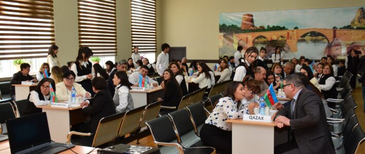 15 dekabr 2025-ci il tarixində Qazax Rayon İcra Hakimiyyəti, Qazax-Tovuz Regional Təhsil İdarəsinin Qazax Təhsil Sektoru və “Avey” Dövlət Tarix-Mədəniyyət qoruğunun birgə təşkilatçılığı ilə rayonun ümumtəhsil müəssisələrinin müəllimləri arasında intellektual bilik yarışı təşkil edilmişdir