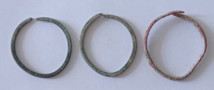 Dövrü: Son tunc-erkən dəmir dövrü -Adı: Qolbaqlar / Period: Late Bronze–Early Iron Age-Name: Bracelets