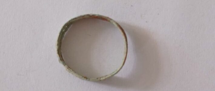 Dövrü: Son tunc-erkən dəmir dövrü-Adı: Üzük / Period: Late Bronze–Early Iron Age – Name: Ring